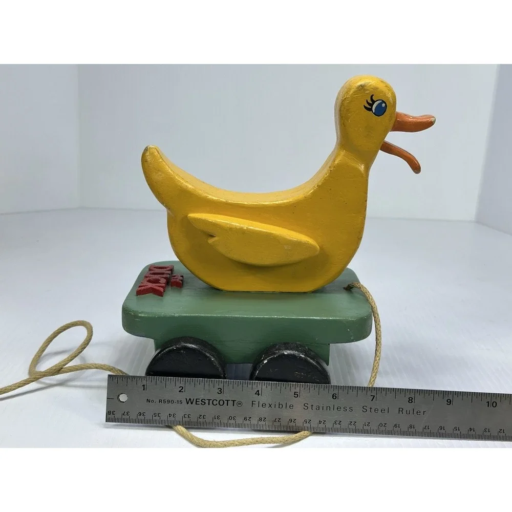 Vintage Pull Behind Wooden Duck Pull Toy It's Beak Opens Closes When Pulled 1987